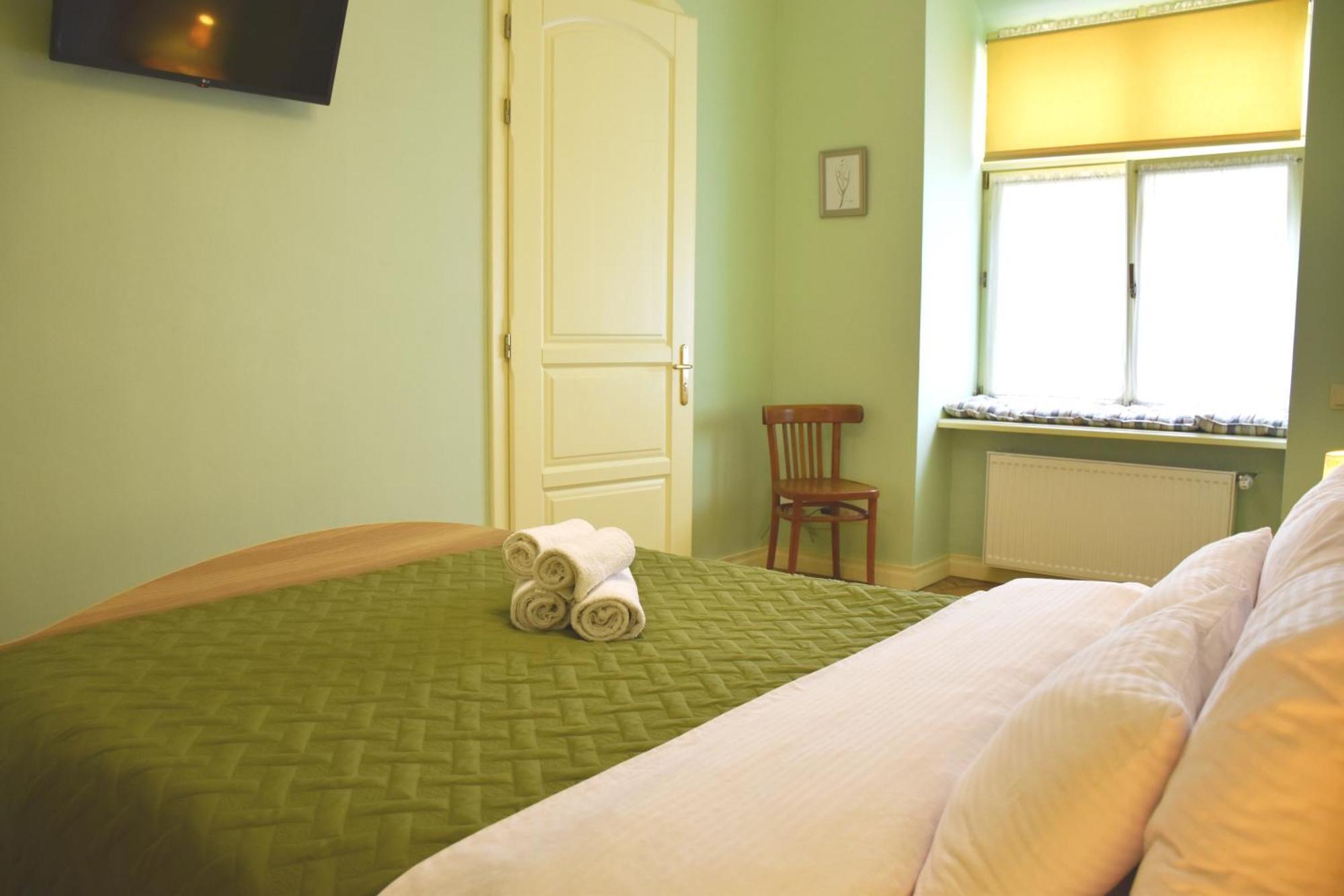 Renewed Central Apartment Львов Экстерьер фото