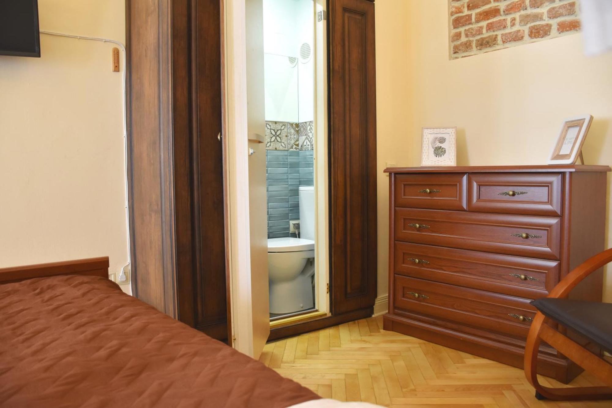 Renewed Central Apartment Львов Экстерьер фото